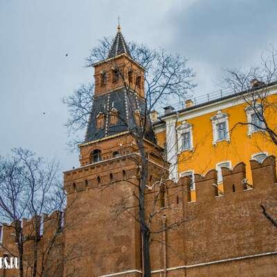 Комендантская (Колымажная) башня