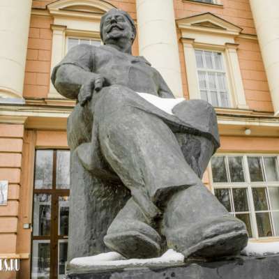 Памятник В.Ф. Снегирёву