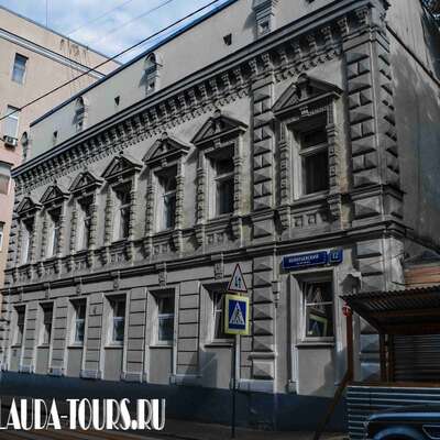 Доходный дом А. А. Олениной с уникальным лепным декором в русском стиле