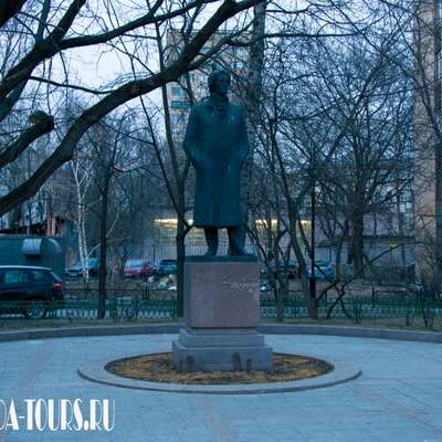 Памятник Александру Блоку