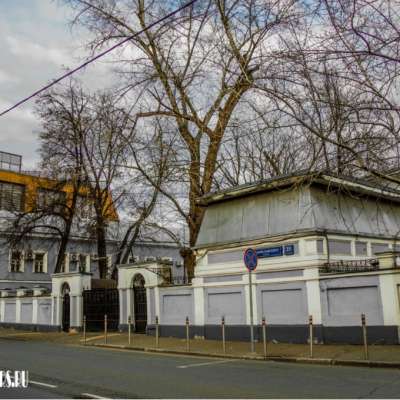 Бывшая городская усадьба XIX века (Станиславского 25)