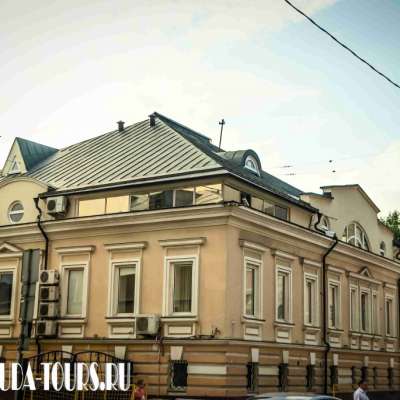 Жилой флигель