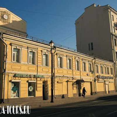 Главный дом городской усадьбы Т.Н. Щербакова — Арбатских