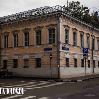 Бывший дом Е.П. Ростопчиной (новодел)
