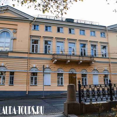 Городская усадьба Р.Е. Татищева