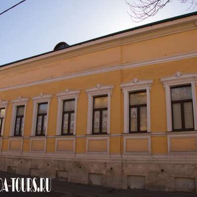Главный дом усадьбы М.В. Челнокова