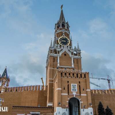 Спасская (Фроловская) башня