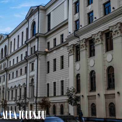 Главный дом городской усадьбы И.Я. Блудова (Здание Верховного Суда)