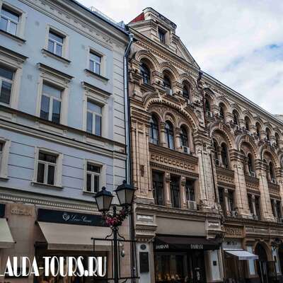 Бывший доходный и торговый дом купцов Карзинкиных