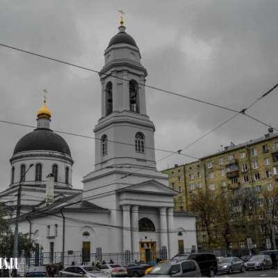 Храм святых мучеников Флора и Лавра