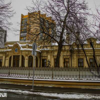 Посольство Исландии в РФ. Дом с флигелями в стиле ампир