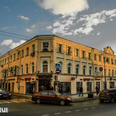 Бывший дом Коломенского и Тульского подворий