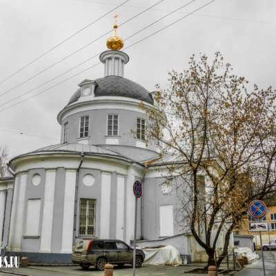 Храм Успения Пресвятой Богородицы на Могильцах
