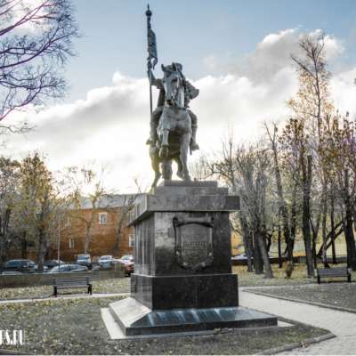 Памятник Дмитрию Донскому