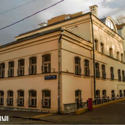 Многоуровневое административное здание (Пестовский, 16)