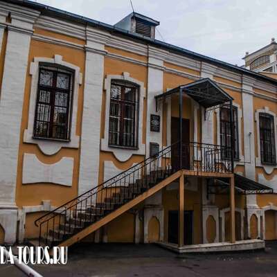 Каменные палаты 1717 года постройки