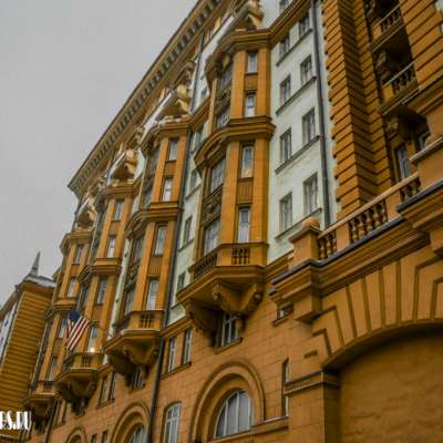 «Старое» здание посольства США
