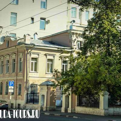 Городская усадьба XIX века