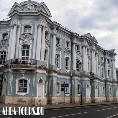 Дворец Апраксиных-Трубецких